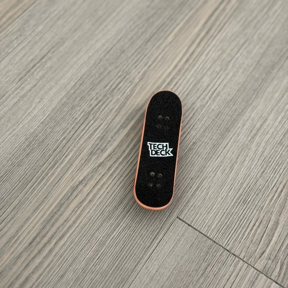 Tech deck - Picture 2 of 2